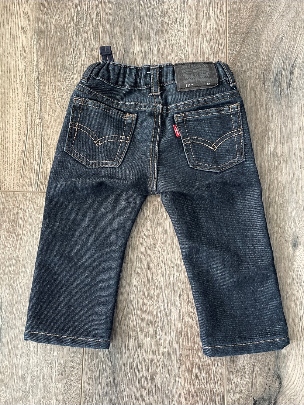 Levi's Boys Dark Wash Blue Denim Jeans - Picture 4 of 7